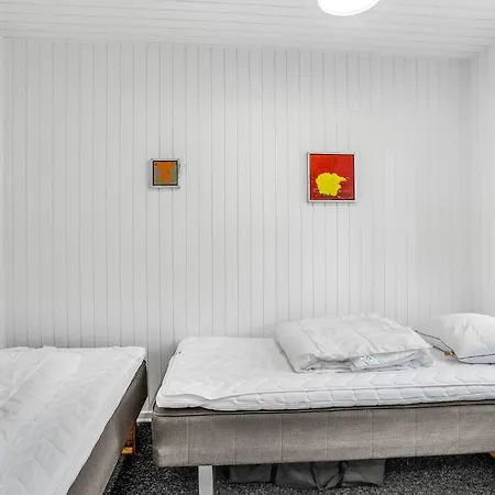 Feriehus Amazing In With Kitchen