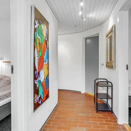 Amazing In With Kitchen Feriehus *