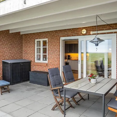 Amazing In With Kitchen